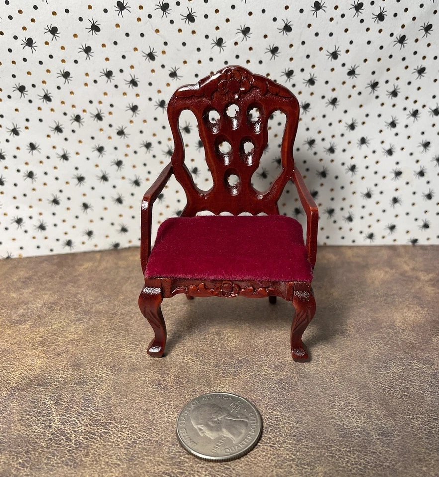 Sillón trasero tallado para casa de muñecas escala 1:12 Trim Foto 1 de 1