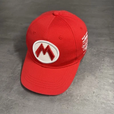 Boné promocional oficial Nintendo Super Mario Bros The Movie Snapback vermelho branco - Imagem 1 de 4