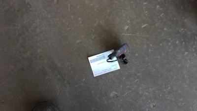 Medidor de flujo de aire de inyección de combustible usado se adapta a: Chevrolet Silverado 1500 2010 camioneta 3. Foto 1 de 4