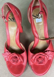 Sofft Womens Coral Leather 4" Wedge Shoes Front Flower Size 6 Red Office Siren - Picture 1 of 8
