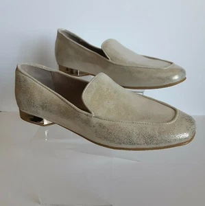 Donald Pliner Women Loafers Honey Size 6.5 silver Gold Tumbled Metallic Leather - Picture 1 of 9