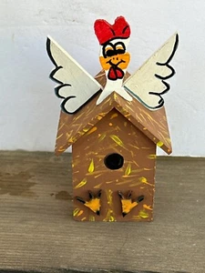 Funky Flying Chicken Small Hanging Wood Ornament Farm Animal Decoration - Picture 1 of 6