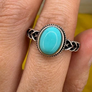 925 Sterling Silver Ring Oval Turquoise 9x7mm Natural Gemstone Blue Jewelry NEW - Picture 1 of 11