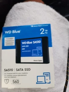 Western Digital Blue 2TB 520Mb Internal Solid State Drive-Blue (WDS200T3B0A) - Photo 1/2
