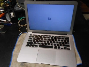 Apple Macbook Air Mid-2011 i5-2557 4GB NO SSD Boot Laptop 13" A1369 Parts Repair - Picture 1 of 20