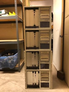 MOTOROLA MTC 9600 / MZC 3000 ZONE CONTROLLER MODEL: T6877A, T5520A, T6710A - Picture 1 of 1
