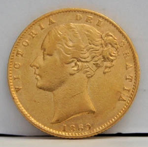 1869 Queen Victoria Gold Full Sovereign Shieldback Die No 27 - Picture 1 of 5