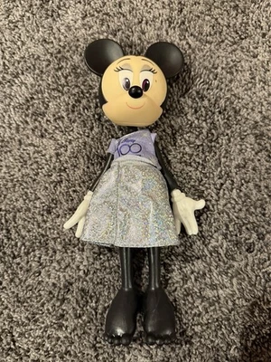 Figura de acción muñeca Jakks Pacific Disney Minnie Mouse Posable 9" Foto 1 de 4