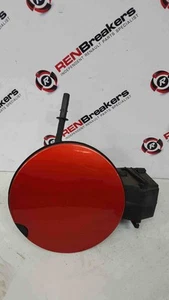 Renault Clio MK4 2013-2018 Fuel Flap Cover Red TENNP + Backing 8200389403 - Picture 1 of 3