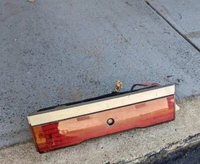 Ford Probe 1990-1992 tapa maletero negro moldura no GT original OEM luz trasera 38 2H8 Foto 1 de 4