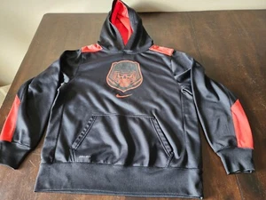 Boy's Nike Dri-Fit Black/Red Skull Pullover Hoodie Size XL  - Picture 1 of 5