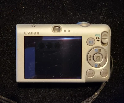 Canon PowerShot SD1200 IS 10.0MP Digital ELPH Camera - Image 1 of 4