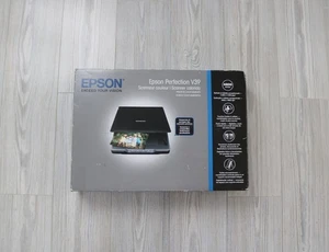 Epson Perfection V39 Flatbed Black Photo & Document Scanner TESTED WORKS - Picture 1 of 5