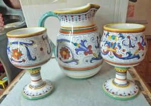 Vintage Pair Cama Deruta Pottery Wine Goblets + Damaged Pitcher - Picture 1 of 5