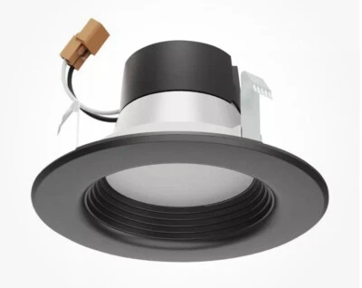 Downlight LED Satco S11832 7 vatios retrofit haz de 90 grados negro empotrado Foto 1 de 4