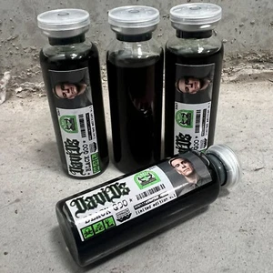 Alien Covenant Weyland Yutani DAVIDs Black Goo Vial Funny Man Cave Movie Prop - Picture 1 of 3