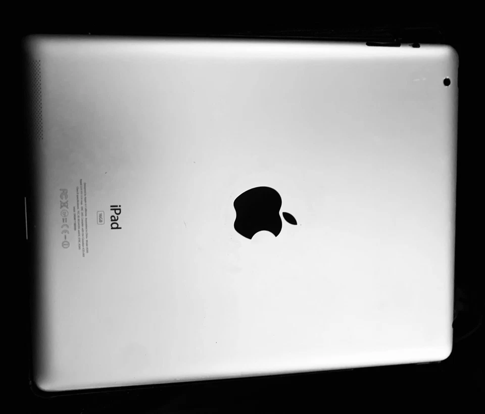 Apple iPad 2 (Modelo A1395) Foto 1 de 4