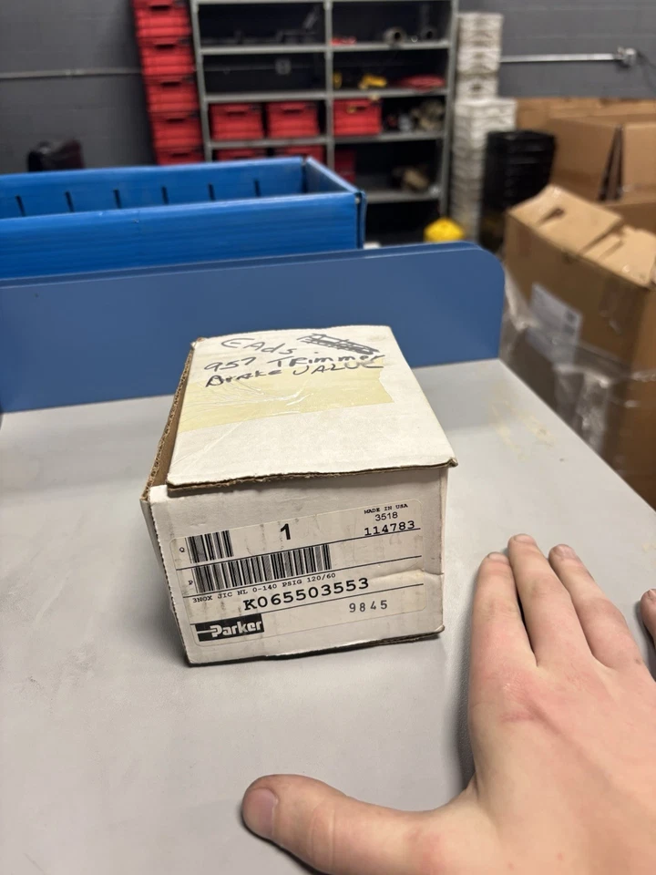 PARKER VALVE K065503553 - Image 1 of 3