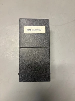 Transformador de baja tensión Juno Track Lighting (TL549N-BL) (12V, 120-240 vatios) Foto 1 de 4