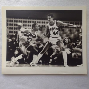 Vintage George Gervin Vs Warriors, Pressefoto Original 80er Jahre - Bild 1 von 5