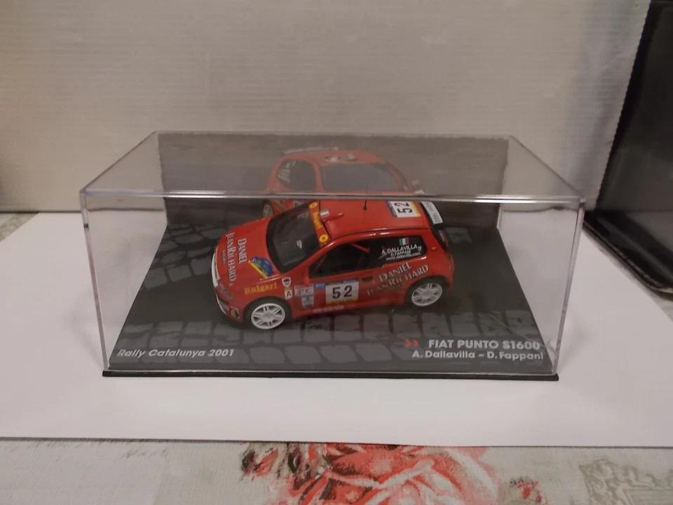 atlas sc1/43 fiat punto s1600 catalunya 2001 - Immagine 1 di 1