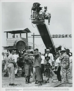 Director John Wayne The Green Berets 1968 Originalfoto #4 Hinter Den Kulissen - Bild 1 von 1