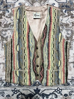 COOGI Classic Australia Knitted Vest Size Small  - Image 1 of 4