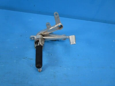 02 03 2002 2003 年 HONDA CBR 954 954RR 右后轮套装脚形支架 — 第 1/4 张图片