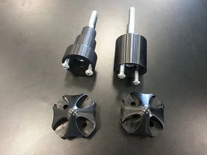 LOCKHART PHILLIPS 06-07 GSXR DRILLER FRAME SLIDER P/N 431-2007LP/431-1206 ** - Bild 1 von 3