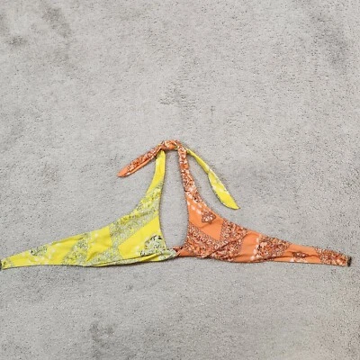 Top de biquíni AMI Clubwear laranja amarelo estampa bandana halter grande - Imagem 1 de 4