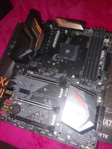 Placa am4 gigabyte x470 - Imagen 1 de 2
