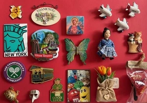 Souvenir fridge magnet - Various - Foto 1 di 39