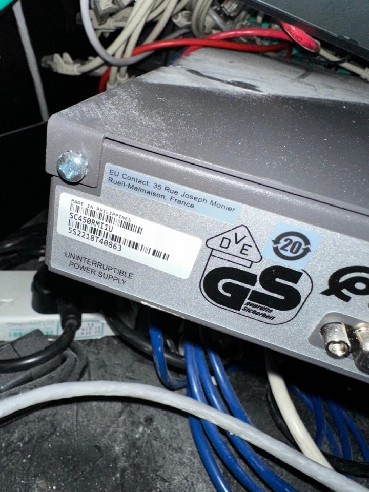 APC Smart-UPS (450 VA) - Line interactive - Rack/Tower (SC450RMI1U) UPS - Image 1 of 1