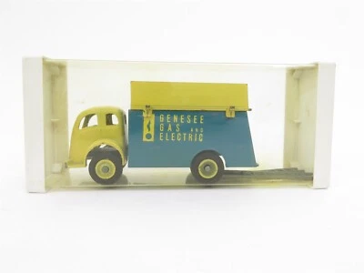 WINROSS Models Diecast Advertisement Truck: Genesee Gas and Electric 4" - Image 1 of 4