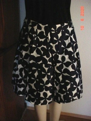 Nueva falda para damas INC International Concepts talla 16 azul marino y blanco valor de $89,50  Foto 1 de 4