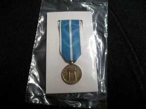 KOREAN SERVICE MEDAL MINI SIZE NIP - Picture 1 of 2
