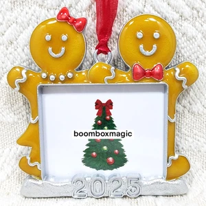 ๐2025 CHRISTMAS TREE ORNAMENT PICTURE FRAME GINGERBREAD KIDS FRIENDS COUPLE - Picture 1 of 8