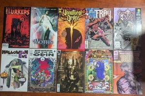 HALLOWEEN NM COMIC LOT of 10, Monstrous Witch Hunt, Cemetery Plots, Paranormal - Picture 1 of 12