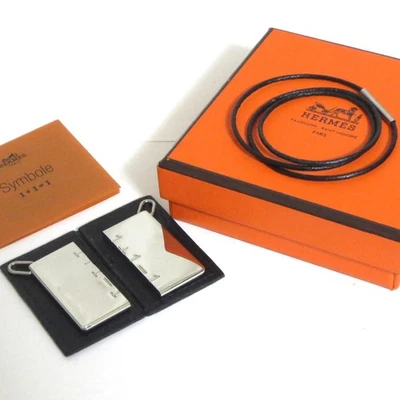 Auténtico Hermes 1+1=1 Símbolo Collar Colgante Metal Negro Cuero Gargantilla en Caja Foto 1 de 4