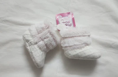 Stepping Stones Baby Booties Winter Shoes 3-6 Months Faux Fur, Color White/Pink - Image 1 of 4