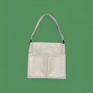 Vintage Gucci White Leather Crossbody Bag | Minimalist Gold Hardware | Authentic - Picture 1 of 11