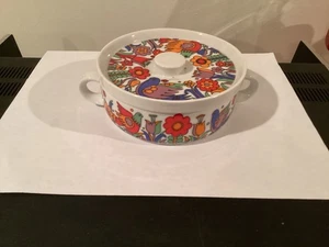 Vtg Royal Crown Porcelain Ovenware 'Paradise' Individual Covered Dish w/ Handles - Picture 1 of 3