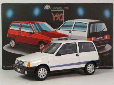 Laudoracing Autobianchi Y10 Turbo MARTINI 1987 1/18 LM165F - Immagine 1 di 2