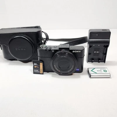 Cámara digital Sony Cyber-shot DSC RX100 II M2 20,2 MP Wi-Fi y estuche batería  Foto 1 de 4