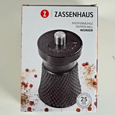 Worker Pepper Mill, Cast Iron Grinder Made of High-Performance Ceramic, Grind... - Image 1 of 4