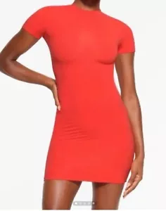 Mini Vestido Camiseta SKIMS Fits Everybody en Color Amapola Talla M DR-MIN-3388 Nuevo - Imagen 1 de 12