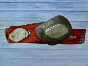 Vtg Chico's Ladies Genuine Leather Belt Medallion / Conch 39" x 2" - Med Brown - Picture 1 of 5