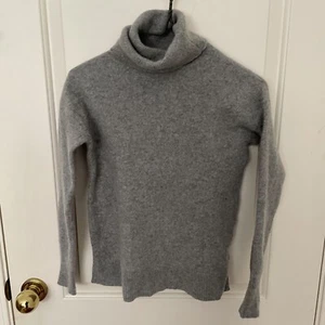 Nordstrom 100% Cashmere Turtleneck Pullover Sweater Gray Size XS - Picture 1 of 3