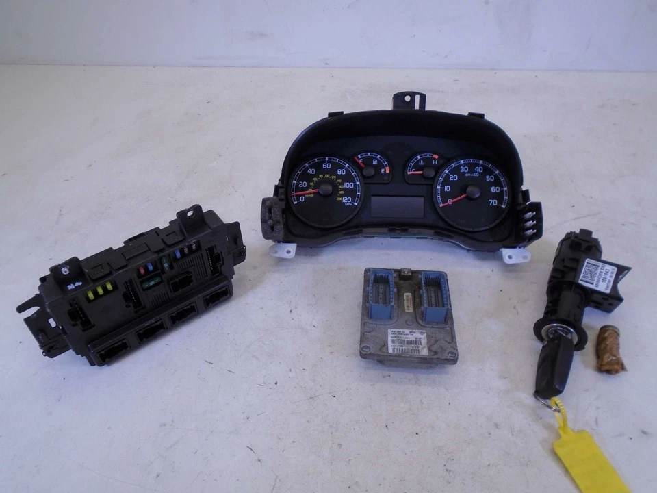 KIT ECU FIAT PANDA 1.2 GASOLINA SEMIAUTOMÁTICO 2004-2011 Foto 1 de 4