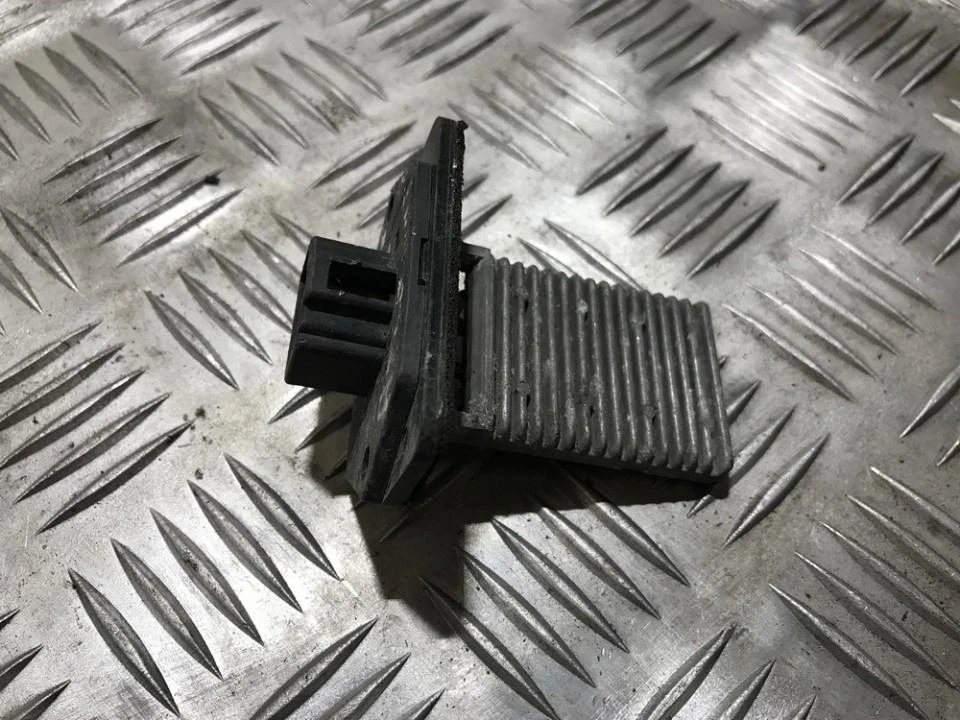 Resistencia de calefacción Hyundai Accent 1996 (resistencia del motor del ventilador del calentador) #303195-05 Foto 1 de 1
